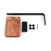 Porte-casque en bois de noyer et aluminium