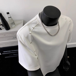 <span class=keywords><strong>Camiseta</strong></span> con <span class=keywords><strong>hombreras</strong></span> de diseño metálico personalizado, nueva moda de manga corta para hombre - Product Image 1