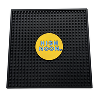Sous-verre carré personnalisé en PVC souple, logo imprimé sur mesure, antidérapant, résistant à l'eau, tapis de bar pour pub, hôtel, café