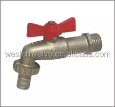 Grifo de barril multifuncional de doble bola para baño y jardín, con dos manijas y dos entradas, de latón. - Product Image 5