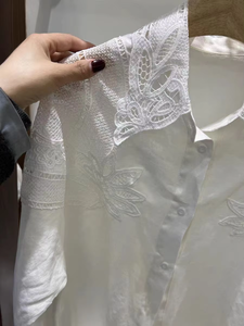 Nuovo marchio <span class=keywords><strong>donna</strong></span> di media lunghezza ampio Casual Top Blusas <span class=keywords><strong>abbigliamento</strong></span> da <span class=keywords><strong>donna</strong></span> 2025 fiori scava fuori camicie e camicetta di cotone ricamato - Product Image 4