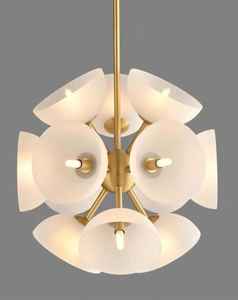 Precios razonables Lámpara de techo con metal y vidrio Acabado dorado Estilo de lujo Lámpara de techo hecha a mano para la venta - Product Image 2