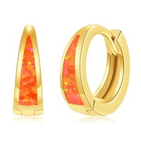 Boucles d'oreilles créoles huggie en opale de feu colorée pour femme – Idée cadeau