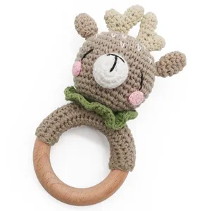 Kustomisasi telinga kelinci kelinci bayi kayu cincin gigit merajut mainan buatan tangan Crochet Teether hadiah
