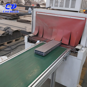 Planches de terrasse <span class=keywords><strong>en</strong></span> WPC modernes pour bord de piscine et quai, surface antidérapante, installation par clic, forme carrée, design imitation <span class=keywords><strong>bois</strong></span>, résistant aux éclats - Product Image 3