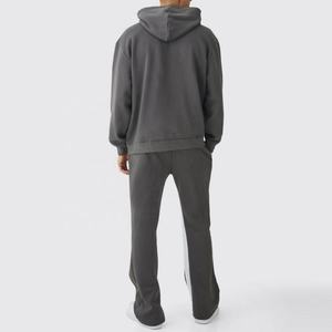 Conjunto Deportivo Personalizado de Algodón 100% para Invierno, Pantalones Deportivos Acampanados y Sudadera con Capucha, Unisex - Product Image 2