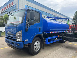 Camion-citerne septique Isuzu 4X2 diesel manuel 8 m³ (2000 gallons) pour aspiration de fèces, véhicule d'aspiration sous vide, capacité de charge de 6 tonnes - Product Image 5