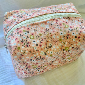 Sweet and fresh floral makeup bag, soft quilted <b>toiletry</b> bag, travel portable ultra-clear skincare product <b>storage</b> bag - Product Image 2