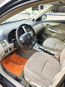 Berline d'occasion très demandée, <span class=keywords><strong>Toyota</strong></span> <span class=keywords><strong>Corolla</strong></span> GL-i modèle 2011, automatique, 5 places, essence, jantes R16, conduite à gauche, version basique - Product Image 5