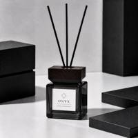 Ensemble de diffuseurs à bâtonnets en verre fumé personnalisés en gros avec bouchon en bois, bâtonnets noirs et boîte cadeau OEM/ODM Parfum d'ambiance