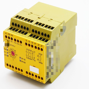 Plc XV31 XV31 24VDC 3no 1nc2not 774532 Programmeercontroller voor veiligheidsrelais - Product Image 1