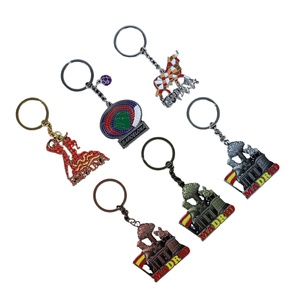 Llavero de Recuerdo de Aleación de Zinc con Motivos Culturales Españoles, Lugares Emblemáticos Arquitectónicos, Motivos de Fútbol, Cultura de la Lucha de Toros, Regalo de <span class=keywords><strong>Madrid</strong></span> - Product Image 5