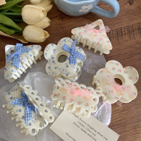 Pince à cheveux en acrylique couleur crème motif fleur, avec nœud rose, de Oradour, mignonne, délicate et d'aspect frais, pour chignons et coiffures relevées