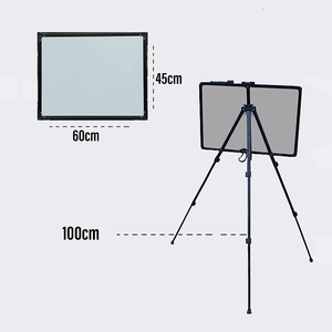 Lavagna Tattica Pieghevole per Calcio con Supporto a Treppiede e Lavagna Magnetica Cancellabile a Secco in PVC 60x45cm e Altezza 1 Metro - Product Image 2