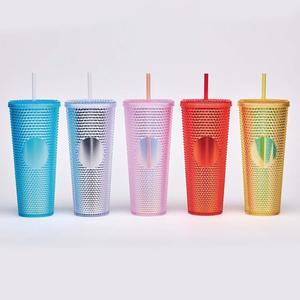 Высококачественный Шипованный пластиковый тумблер с двойными стенками 24 унции - Product Image 1