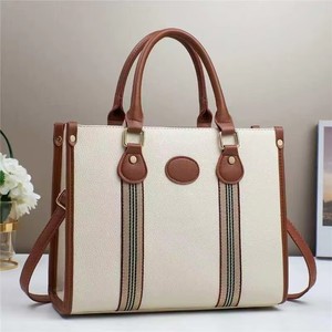 Borse a Mano in Pelle PU Marrone Grande, Colorate e Alla Moda, Fatte a Mano con Logo Personalizzato per Donne e Signore - Product Image 6