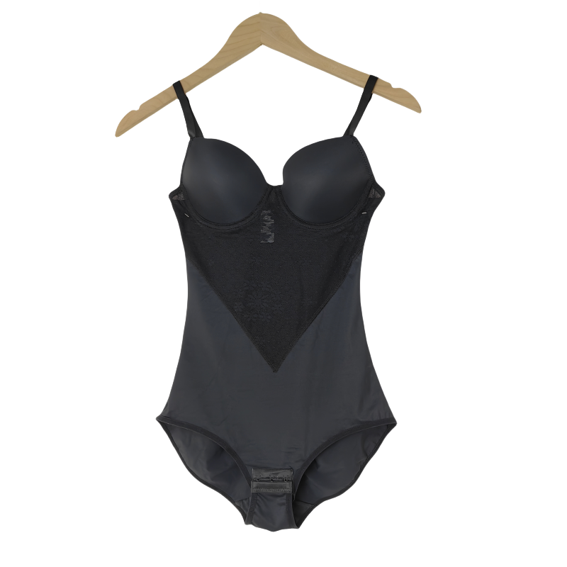 Tummy-Control Seamless Waist Trainer (2109-31): waistband, closure and adjustment-point detail