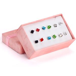 Boucles d'oreilles clous en acier inoxydable Asonsteel en forme de cube, tendance et populaires pour femmes - Product Image 1