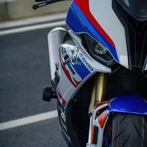 BMWI R1000cc. Refrigeración por agua de doble cilindro, faros de <span class=keywords><strong>ojo</strong></span> del diablo, instrumentación LCD, tubo de escape SC de acero inoxidable - Product Image 5