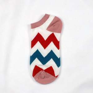 Chaussettes de cheville en coton multicolore pour femmes et hommes Chaussettes de <span class=keywords><strong>bateau</strong></span> de couleur unie avec caractéristique antidérapante Motif de dessin animé tissé - Product Image 3