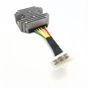 Regolatore di Tensione per Scooter Piaggio Liberty 50 4T <span class=keywords><strong>3V</strong></span> IGET Zip 50 4T NOABS E4 <span class=keywords><strong>Vespa</strong></span> Primavera Sprint S SXL 50 <span class=keywords><strong>125</strong></span> 150 4T <span class=keywords><strong>3V</strong></span> - Product Image 2