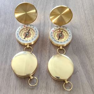 <span class=keywords><strong>Boussole</strong></span> environnementale portable de haute précision pour l'extérieur, mini, multifonctionnelle, pour la randonnée et le camping, avec aiguille nord en cuivre - Product Image 3