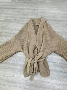 Cárdigan de punto con cuello en V, estilo casual y cómodo, con cinturón, para mujer, otoño-invierno, de fábrica, personalizado, venta directa - Product Image 2