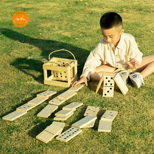 Juego de dominó de madera hecho a mano con estampado personalizado para niños con caja de madera - Product Image 2