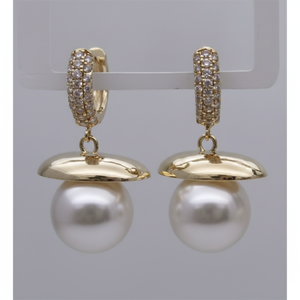 Set di gioielli in due pezzi armoniosi e alla moda allettanti orecchini di perle per un Look elegante - Product Image 1