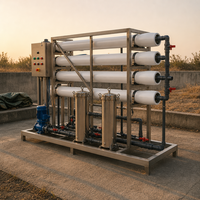 Système de traitement d'eau par osmose inverse industrielle (RO) en conteneur, 1 an, productivité de 5000 L/heure pour l'eau potable en bouteille