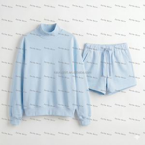 เสื้อสเวตเชิ้ตคอเต่าแบบหนา ผ้าเฟรนช์เทอร์รี่ ทรงโอเวอร์ไซส์ พร้อมกางเกงขาสั้น ชุดเซ็ตสองชิ้นสำหรับเด็กและผู้ใหญ่ สำหรับฤดูหนาว - Product Image 4