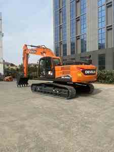 Nouvelle pelle sur chenilles de 22 tonnes DX225LC, excavatrice robuste à haute efficacité pour l'exploitation minière et la construction - Product Image 5