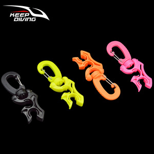 Keep Diving Dive Gear HC-580 ตะขอเกี่ยวพลาสติกแบบปลดเร็วสำหรับคลิปหนีบท่อเรกกูเลเตอร์ BCD - Product Image 1