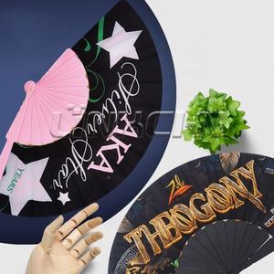 Vente en gros Ventilateur accordéon en plastique et nylon avec impression personnalisée - Product Image 1