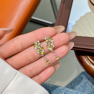 9 Pendientes de Gota de Alta Gama con Piedras Preciosas Coloridas para Mujer, Chapados en Oro Blanco, Plata 925, Joyería de Cristal Natural al por Mayor - Product Image 3