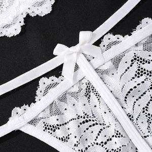 Комплект женского нижнего белья с кружевной отделкой и открытой спиной - Product Image 5