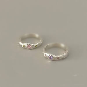 Bague pour femme en argent sterling S925, texture de lave irrégulière, cœur coloré, accent de diamant, design de niche élégant pour un usage décontracté - Product Image 1