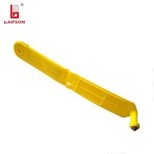 Étiquette auriculaire unique UHF 860-960 MHz <span class=keywords><strong>CMA</strong></span> 143 mm pour le suivi des moutons, des chèvres et des berceaux en élevage - Product Image 5