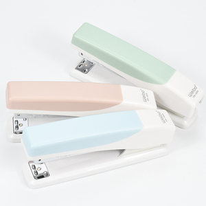 Chuyên Nghiệp Cổ Điển Màu Đen <span class=keywords><strong>Mini</strong></span> Máy Tính Để Bàn <span class=keywords><strong>Stapler</strong></span> Weibo Tự Động Văn Phòng Kim Loại <span class=keywords><strong>Stapler</strong></span> Máy - Product Image 6