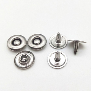 Accessoires vestimentaires : Boutons rivets en métal à dos plat pour jeans, personnalisables avec logo gravé sur mesure, pour chaussures - Product Image 1