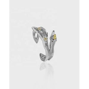 Poufsouffle <span class=keywords><strong>blaireau</strong></span> Zircon bijoux Texture texturée bague ouverte bague en argent Sterling femme personnalisée - Product Image 2