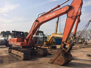 Excavatrice sur chenilles Hitachi EX200 d'occasion, origine Japon, moteur haute efficacité, capacité de la benne de 0,9 m³, peinture d'origine - Product Image 6