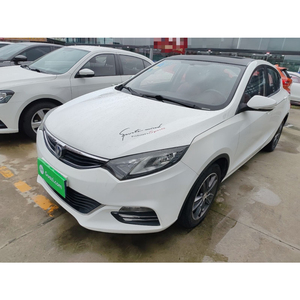 Voiture d'occasion Guazi CHANGAN Eado 2015 1.6L MT Modèle Junku Norme Chine IV En Stock Essence 1.6L Berline Manuelle Conduite à Gauche Faible Coût - Product Image 1