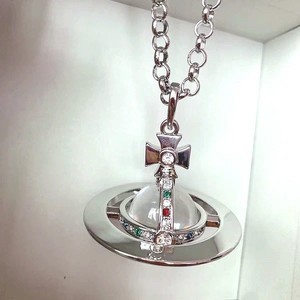 Collar de Cadena con Colgante de Saturno Tridimensional Grande, Chapado en Plata de Aleación, con Diamantes, Nuevo y Moderno - Product Image 1