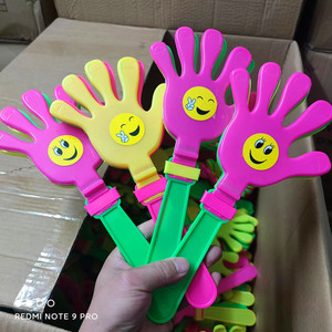 Jouet d'applaudissements à lumière LED paume en plastique de 5cm pour les grandes et petites mains pour les fêtes d'anniversaire. - Product Image 4