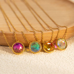 للبيع بالجملة قلادات من الزركون الهندسي الأنيق من الفولاذ المقاوم للصدأ ، مجوهرات عصرية ، قلادة زركون متعددة الألوان للنساء - Product Image 2