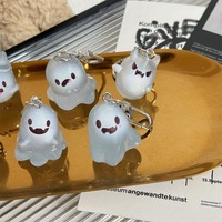 Porte-clés fantôme lumineux en résine 3D, pendentif veilleuse d'Halloween pour sacs, clés et breloques de téléphone, porte-clés de voiture
