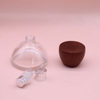 Flacon de parfum en verre transparent de 30 ml, design unique, forme plate, vaporisateur à pompe, diffuseur à bâtonnets, logo personnalisé