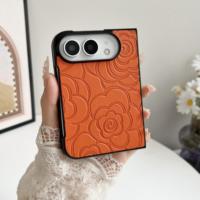 Étui de téléphone haut de gamme en cuir gaufré avec motif de fleur de camélia, adapté à l'iPhone 18 Ultra et à l'Apple 18 Fold