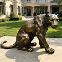 Statue de Léopard Accroupi en Bronze - Grande Sculpture Animale en Bronze Doré pour Villa, Manoir ou Cour d'Hôtel